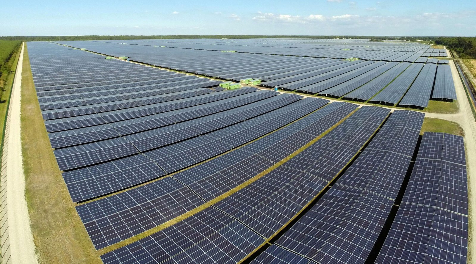 Kamal 1000kW On-Grid Rooftop Solar Power System