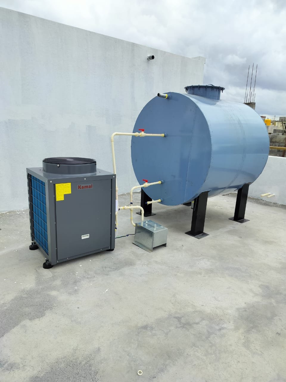 Kamal MS Epoxy-Coated Storage Heat Pump
