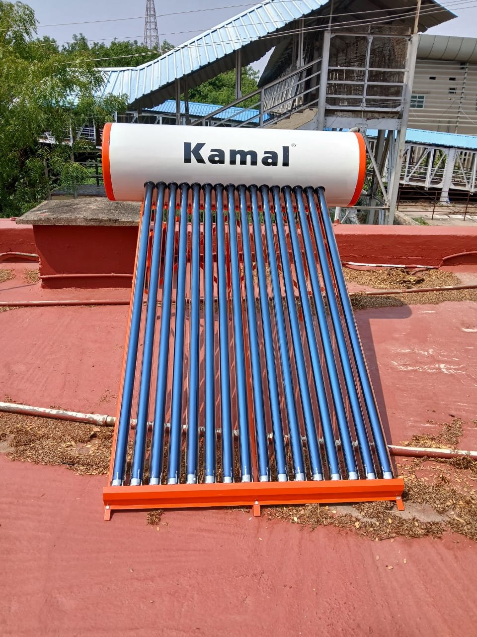 Kamal Solar ETC Water Heater With Air Vent Technology - Image 2