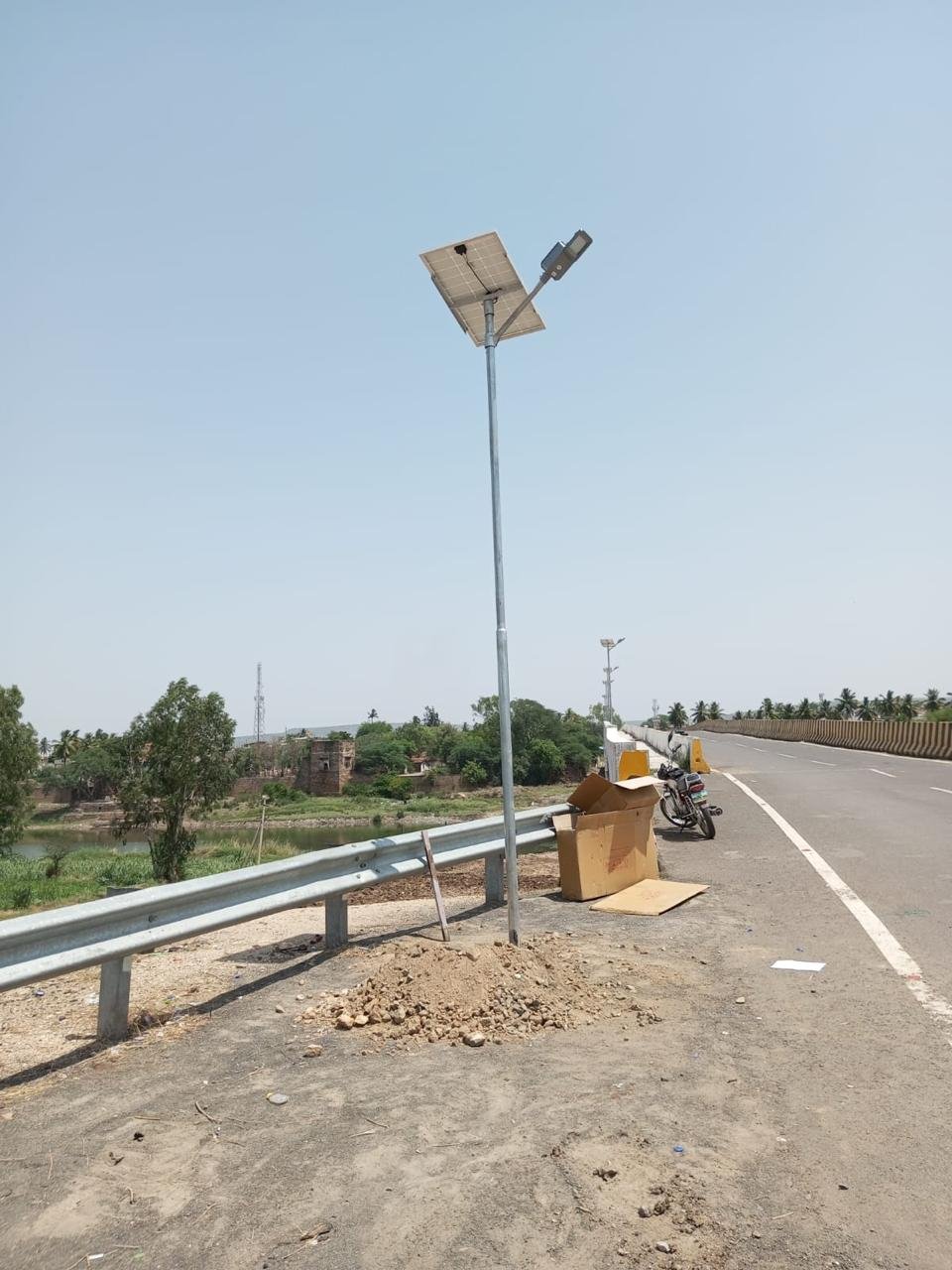 Kamal Solar High-Lumen Waterproof LED Street Light - Image 4